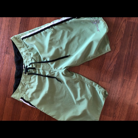 Men’s Bud Light Lime Short or Swim - Picture 2 of 6